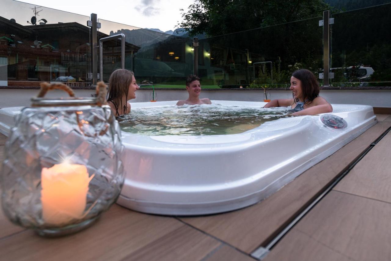 Albergo Contrin Campitello di Fassa Εξωτερικό φωτογραφία